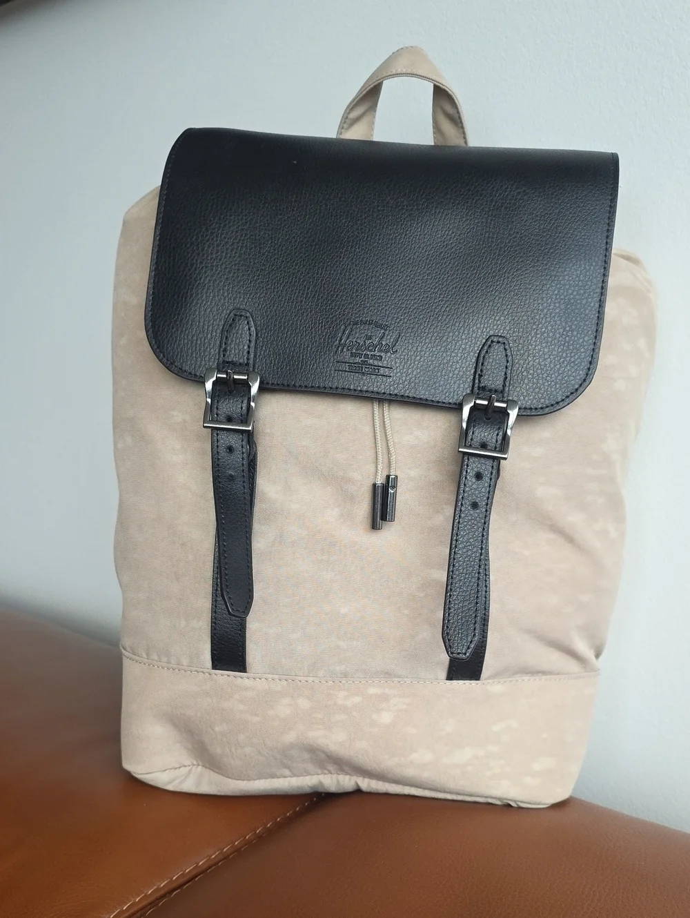 HERSCHEL SUPPLY CO Orion Retreat Beige and Black Unisex Backpack